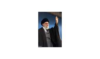 رهبر معظم انقلاب اسلامی در دیدار پرشور هزاران نفر از دانشجویان و دانش آموزان: